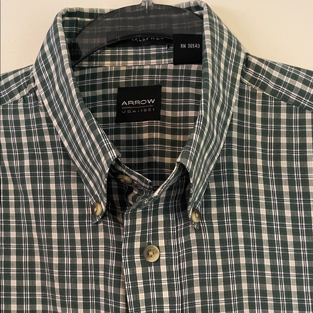 Arrow Men's Dark Green Checkered Shirt